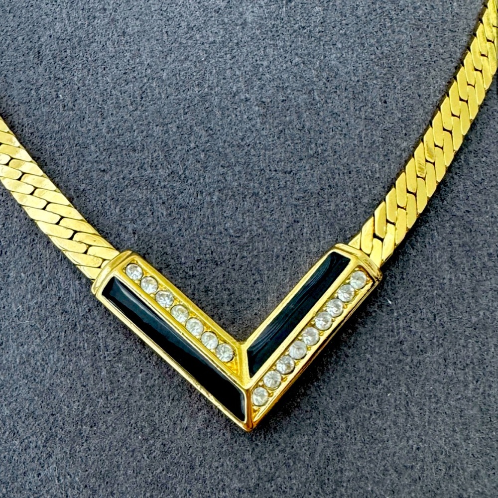 Christian Dior 18K gold plated vintage flat necklace with enamel and crystal - Picture 3 of 16